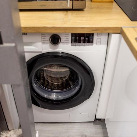 Los Apartamentos Jacinto Benavente Centro マドリード エクステリア 写真
