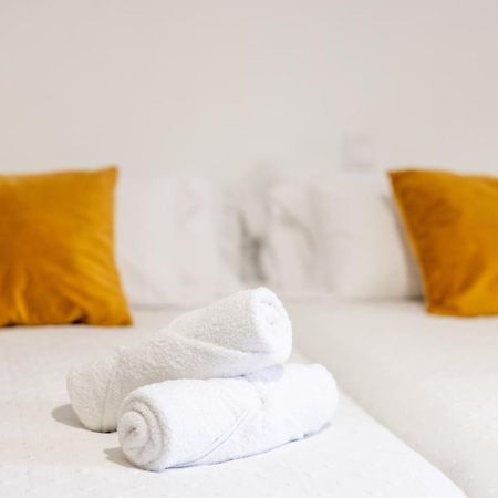 Los Apartamentos Jacinto Benavente Centro マドリード エクステリア 写真