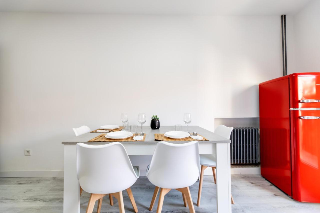 Los Apartamentos Jacinto Benavente Centro マドリード エクステリア 写真