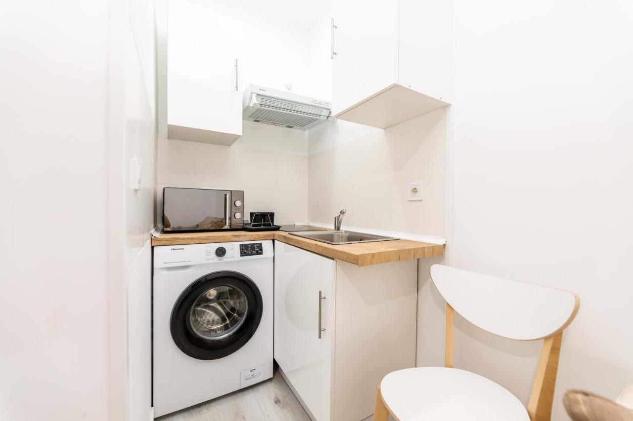 Los Apartamentos Jacinto Benavente Centro マドリード エクステリア 写真
