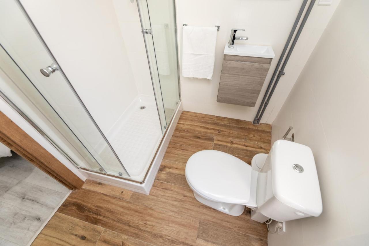 Los Apartamentos Jacinto Benavente Centro マドリード エクステリア 写真