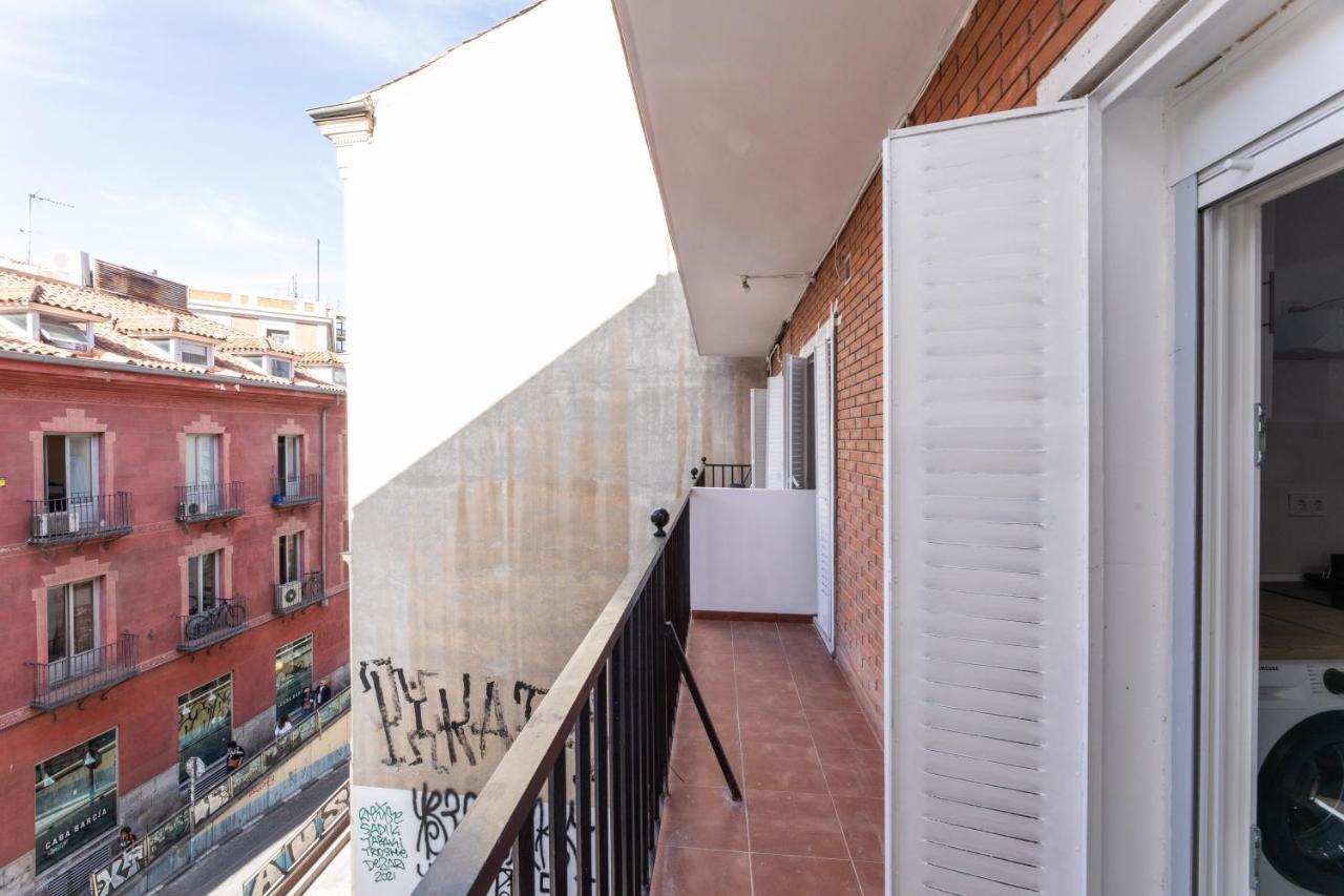 Los Apartamentos Jacinto Benavente Centro マドリード エクステリア 写真