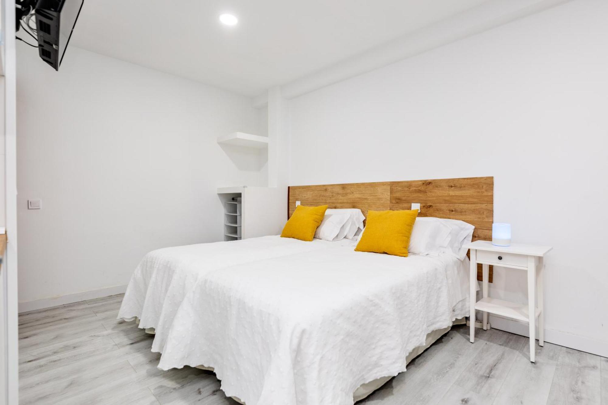 Los Apartamentos Jacinto Benavente Centro マドリード エクステリア 写真